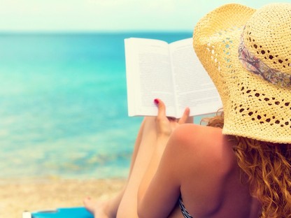 Félelem és reszketés a strandon - A legizgalmasabb könyvek nyaraláshoz