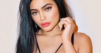 Felháborító: Kylie Jenner annyi pénzt kap egy szponzorált Instagram posztért, hogy eldobod az agyad