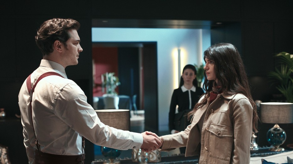 Rövid sorozatokat keresel? A szabó például tökéletes választás a Netflixen