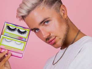 GlamDrop: Ha eddig nem szeretted a műszempillákat, most bizony meghozzuk a kedved!