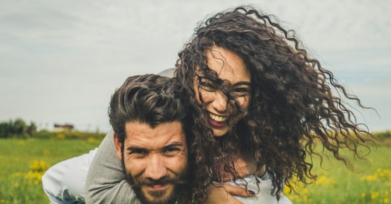 Szakértő mondja el, mi lehet a hosszú, boldog párkapcsolatok valódi titka