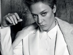 Ízlik a vodka a különc színésznőnek