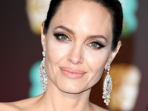 Hoppá: Angelina Jolie politikusként képzeli el a jövőjét