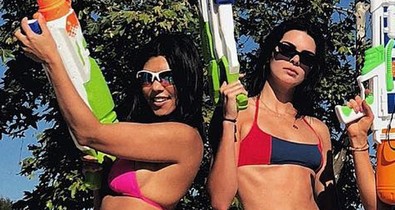 Kendall Jenner és Kourtney Kardashian olyan csajos napot tartottak, hogy ma végig irigyelni fogod őket!