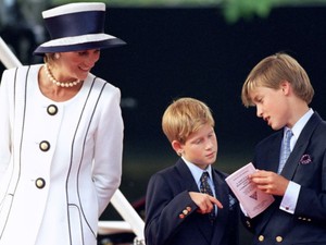 Beleszakad a szív: Ezek voltak Vilmos és Harry herceg utolsó szavai Diana hercegnéhez