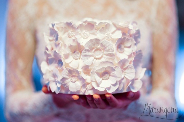 Esküvői torta Marangona virágos