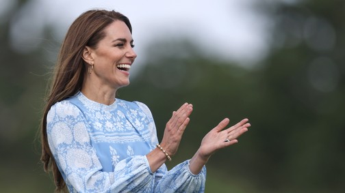 Nahát: Katalin hercegné megtalálta a nyár legstílusosabb ruhadarabját