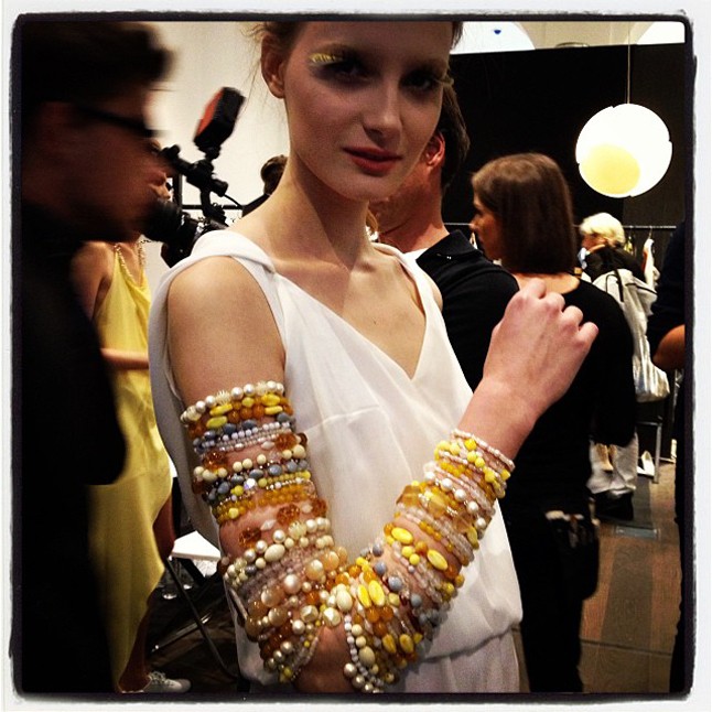 Új trend a Je Suis Belle-től: ezeregy karkötő.