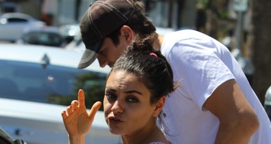 Kép bizonyítja: Mila Kunis újra gyermeket vár!