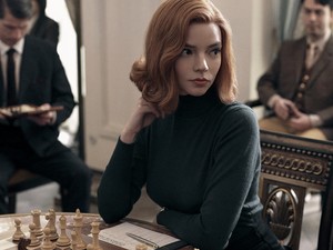 Ha már kimaxoltad az Emily Párizsban stílust, itt is van az új retró múzsád: a sakk királynője