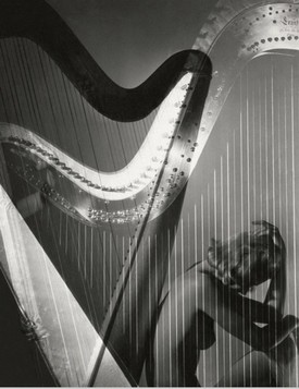 Horst P. Horst 1941-es aktja, a fotóst a divatfotózás atyjának tartják.