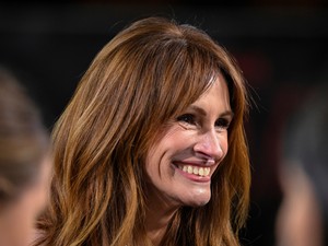 Micsoda nő! Julia Roberts elképesztően rövid szettben lépett a vörös szőnyegre