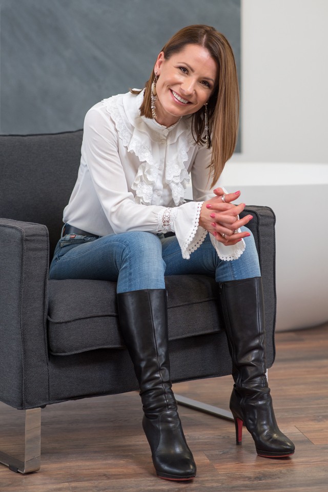 Women of the Year jelöltünk ma egy igazi műalkotást viselt magán