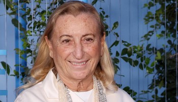 Mégis hogy sikerült divatba hoznia a nejlontáskákat az olasz divat nagyasszonyának?