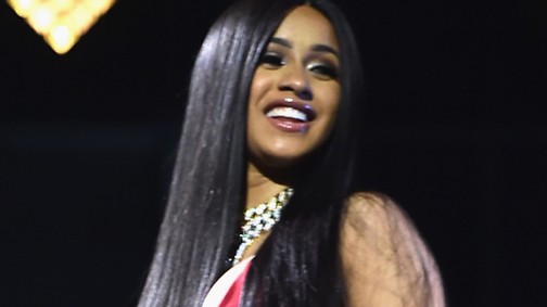 Cardi B haja még sosem volt ilyen hosszú