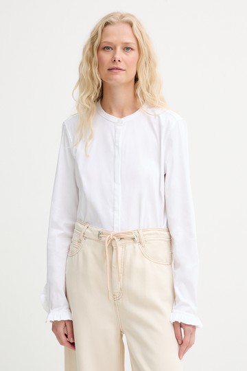 Selejtből statement – a régi farmerek új életre kelnek az Answear × INTU kollekcióban. Ez nemcsak divat, ez egy szemléletváltás.