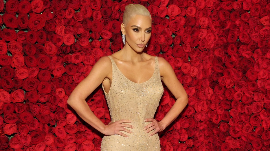 Kim Kardashian falatnyi bikinije felrobbantotta az internetet