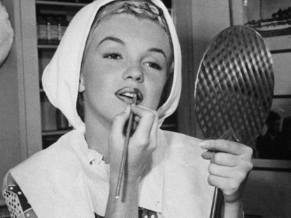 Karantén-szépségápolás: így ápold a bőröd a szakértő szerint