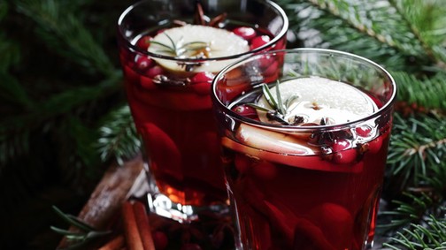 Hétvégi koktél kisokos: 3 különleges koktélrecept az ünnepekre