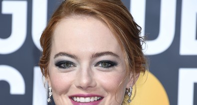 Emma Stone elég nagyot változtatott a frizuráján, de jól tette?