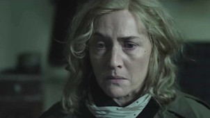 Második Oscar-díját kaphatja meg Kate Winslet a Lee-ben nyújtott szívbemarkoló alakításáért, amit neked is látnod kell