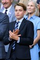 A 2026. július 12-i wimbledoni döntőn készült fotón is jól látszik, milyen magabiztosan jelenik meg György herceg a hivatalos eseményeken.