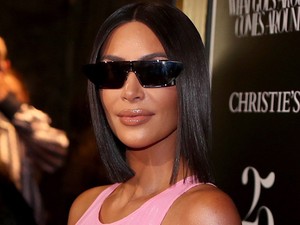 Kim Kardashian legújabb fotója egy pornómagazinban is elférne