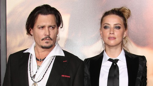 Megrugdosta, párnával fojtogatta Johnny Depp a feleségét