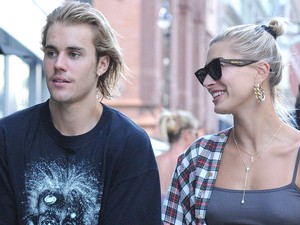 Hailey Baldwin és Justin Bieber kicsit visszavesznek a tempóból