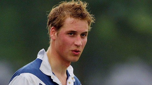 10 fotó a sármos, huszonéves Vilmos hercegről: nem csoda, hogy Katalin hercegné beleszeretett