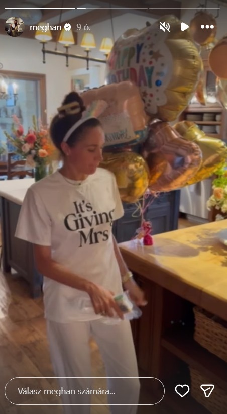 Meghan Markle tiarával a fején ünnepelt Harry herceg társaságában
