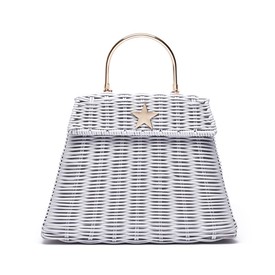 Csillagos NINI MOLNAR ninimolnar.com