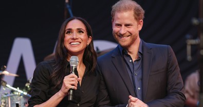 Ezért költözhet vissza Harry herceg és Meghan Markle Angliába, fontos ok állhat a hátterében