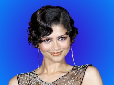 Zendaya nadrág nélkül lépett a vörös szőnyegre, csak egy pólóban pózolt a kameráknak