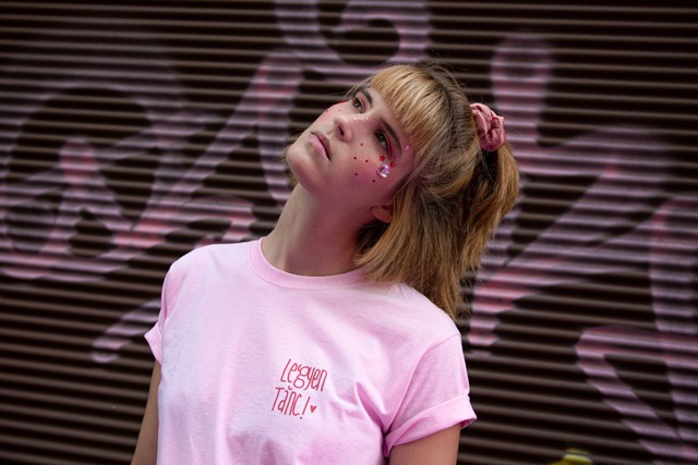 ´Közös kultúra, közös jövő´ - egyedi feliratos ruhadarabokkal hódít a magyar márka