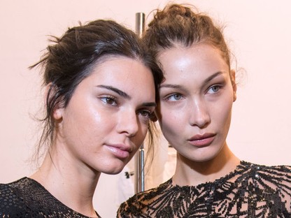 Kendall Jenner és Bella Hadid western macává váltak, így még sosem láttad őket