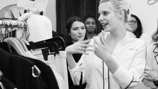 Mi vár a divatszakmára egy ilyen kegyetlen év után? Ravas Lili márkamenedzser elmondja véleményét