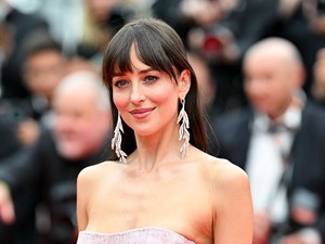 Pucérruhák árasztották el a cannes-i filmfesztivál vörös szőnyegét, hiába tiltották be idén a szervezők: íme a legvadabb kreációk