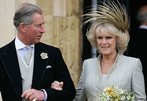 8 fotó Károly királyról és Kamilla királynéról azokból az időkből, amikor elkezdett kibontakozni a szerelmük a nyilvánosság előtt