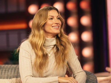 Így még soha nem láttuk: Gisele Bündchen fára mászott, és nyomós oka volt rá