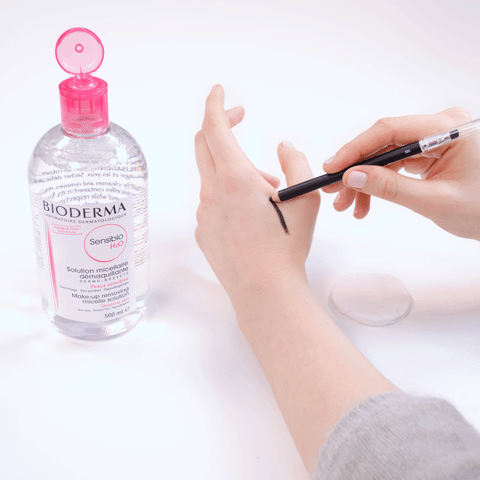 Az ikonikus micellás víz az érzékeny bőr számára