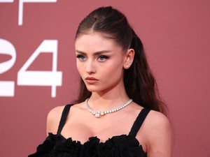 Heidi Klum lánya, a 20 éves Leni Klum pucérruhában ragyog