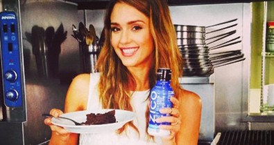 Süss Jessica Albával!