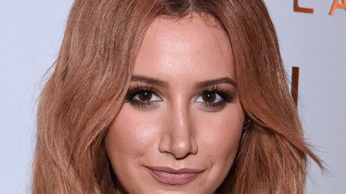 Ashley Tisdale ezt az egy dolgot hagyta ki az étrendjéből! Nézd, milyen jó formában van!
