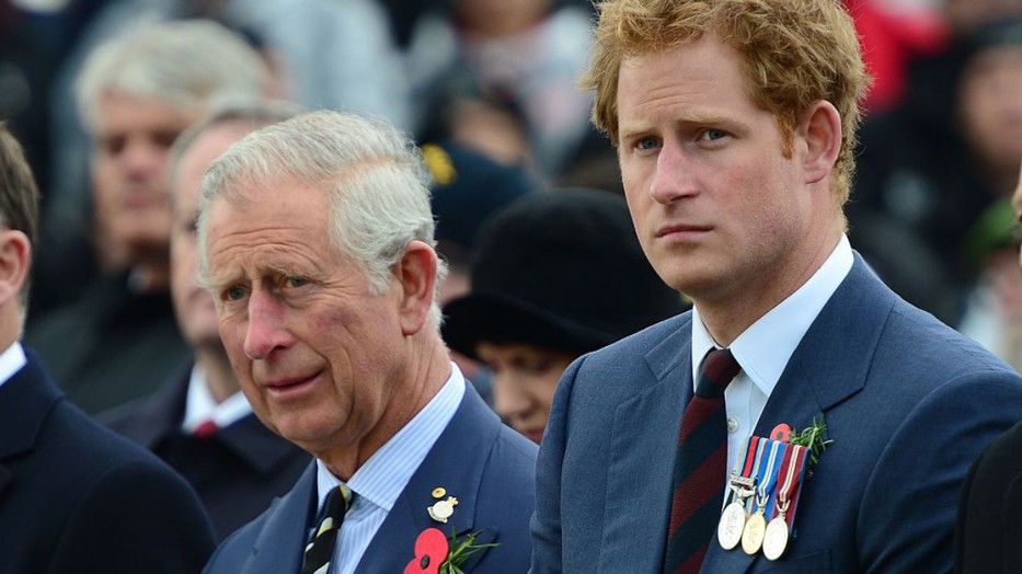 Harry herceg fotóval üzenhetett édesapjának, Károly királynak