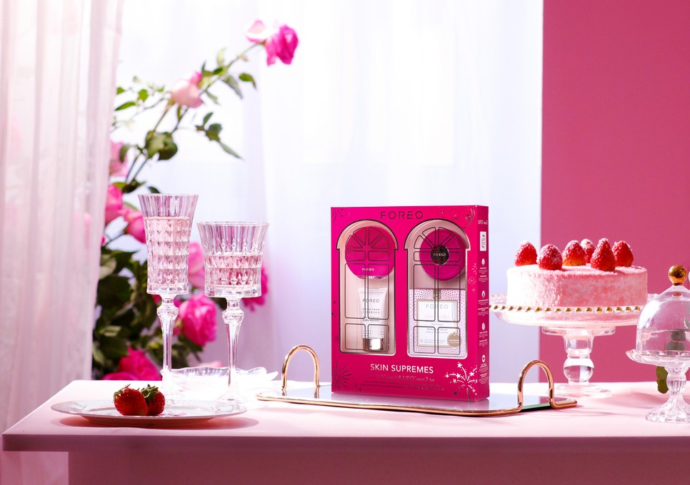 FOREO SKINSUPREMES LUNAmini3&UFOmini2 set-lifestyle 3 (1) másolata