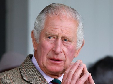 Károly király enélkül sehova nem utazik: akár az életébe is kerülhet, ha nem viszi magával