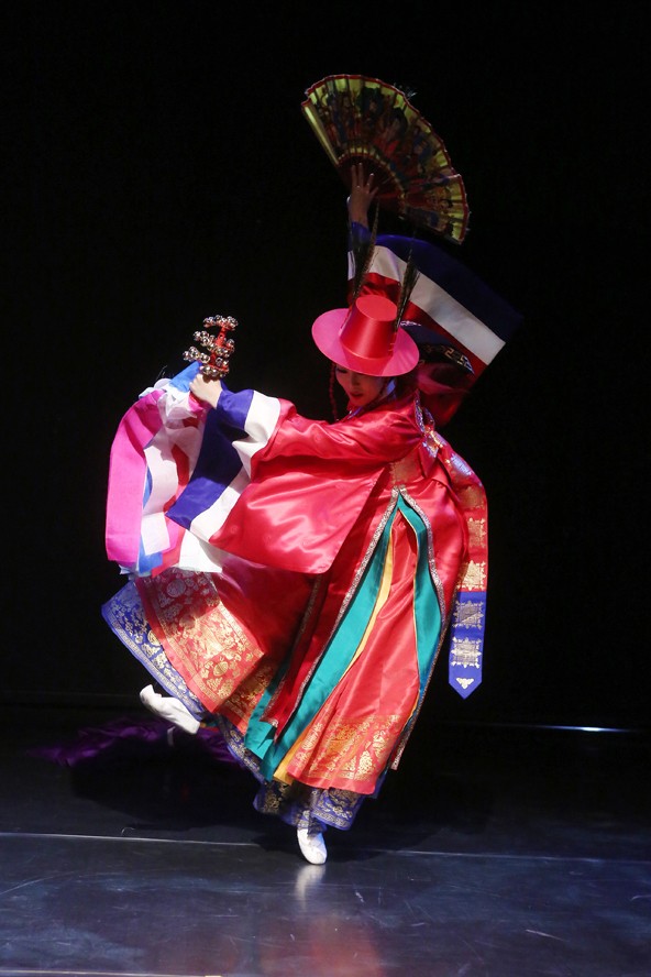 Kontinenseken átívelő barátság