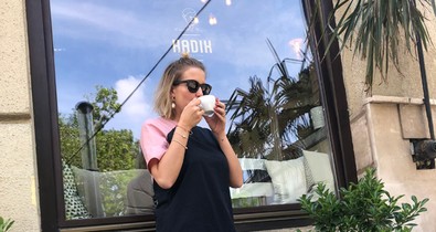 Ott Anna Budapest egyik legjobb kávézójában indítja a hetet