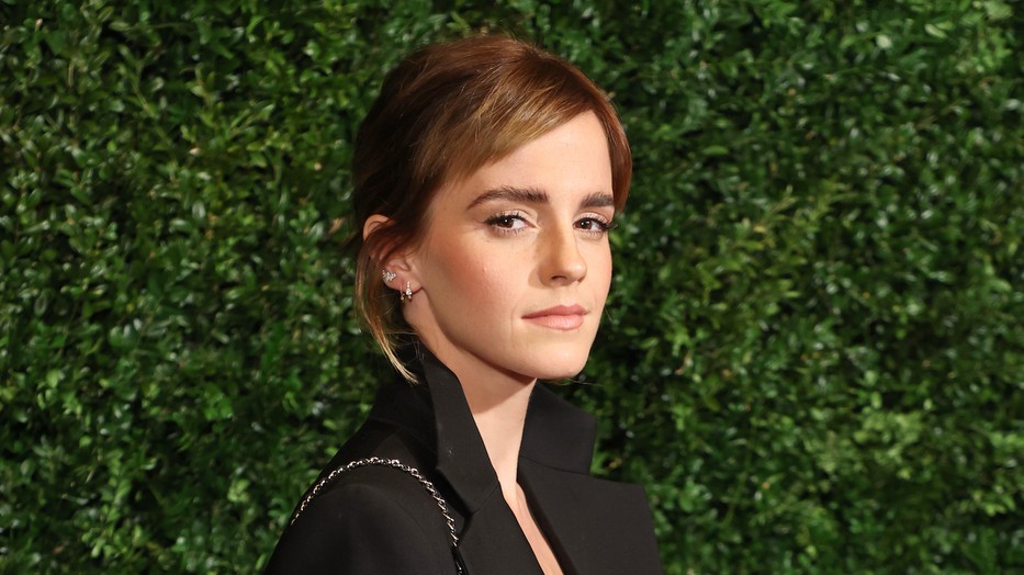 Emma Watson haja pont olyan rövid a Prada új kampányában, mint 2010-ben 